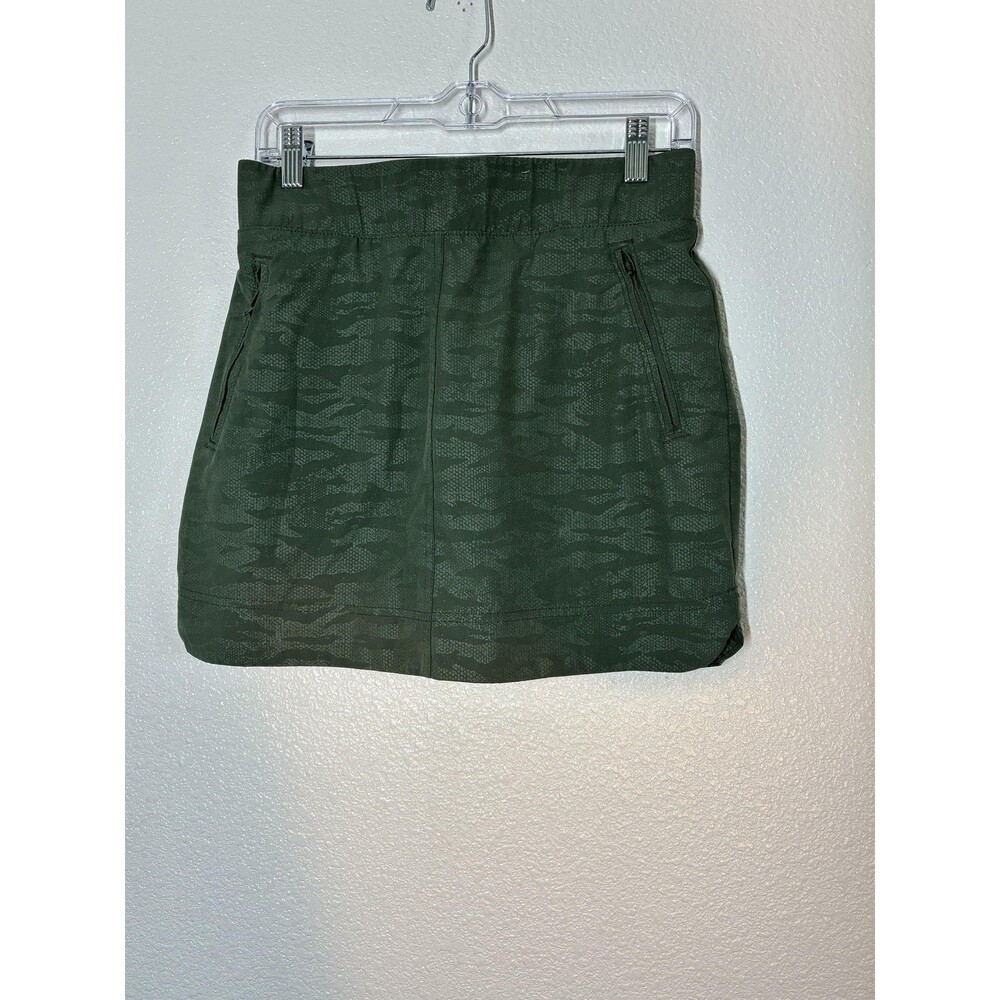 Orvis Skort Womens XS Green Camo Athletic Lined Elastic Waist Zip Pockets Short